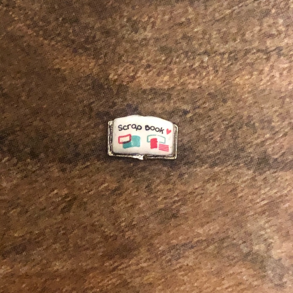 Origami Owl scrapbook charm